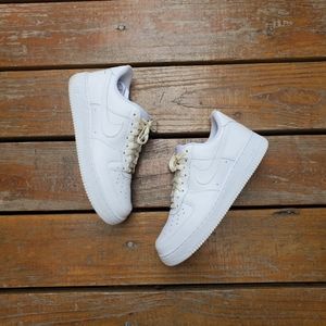 Nike air force 1 low white